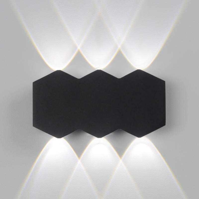 Светильник настенный SAPFIR SPF-4802 BLACK/ЧЕРНЫЙ ` D155*35/H80/6/LED/6W/4000K WALL 24-07